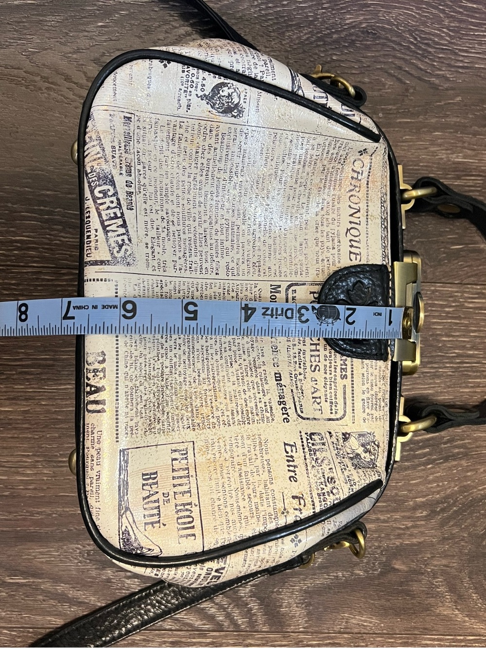 Newspaper Print Crossbody Bag with Black Trim - Picture 5 of 6